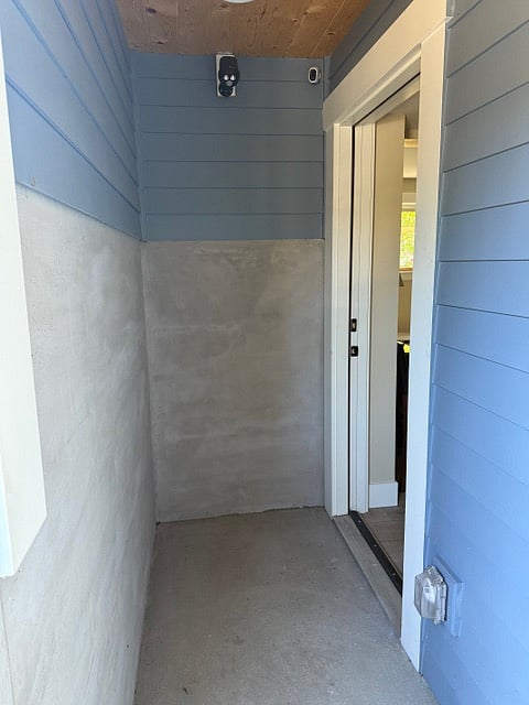 Unit entry
