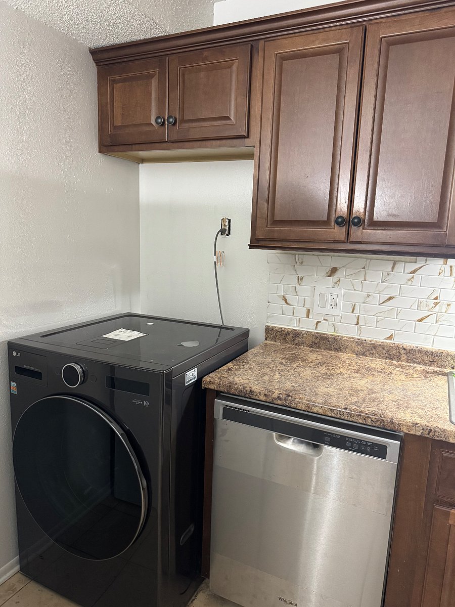 Furnished Finder property 582632_1 photo 8