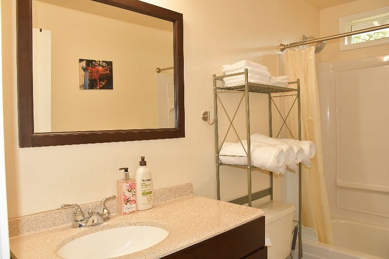 Furnished Finder property 582705_1 photo 26