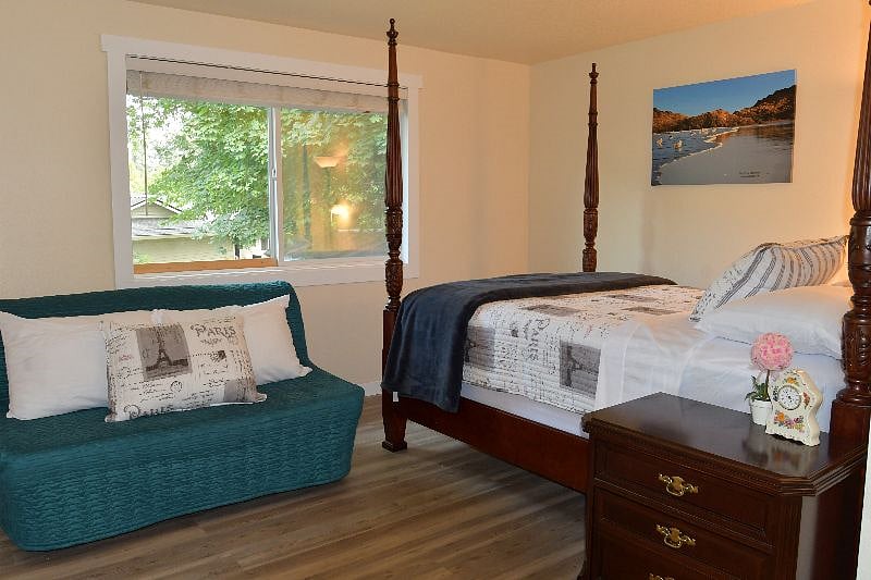 Furnished Finder property 582705_1 photo 5
