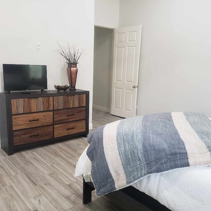 Furnished Finder property 582722_1 photo 14