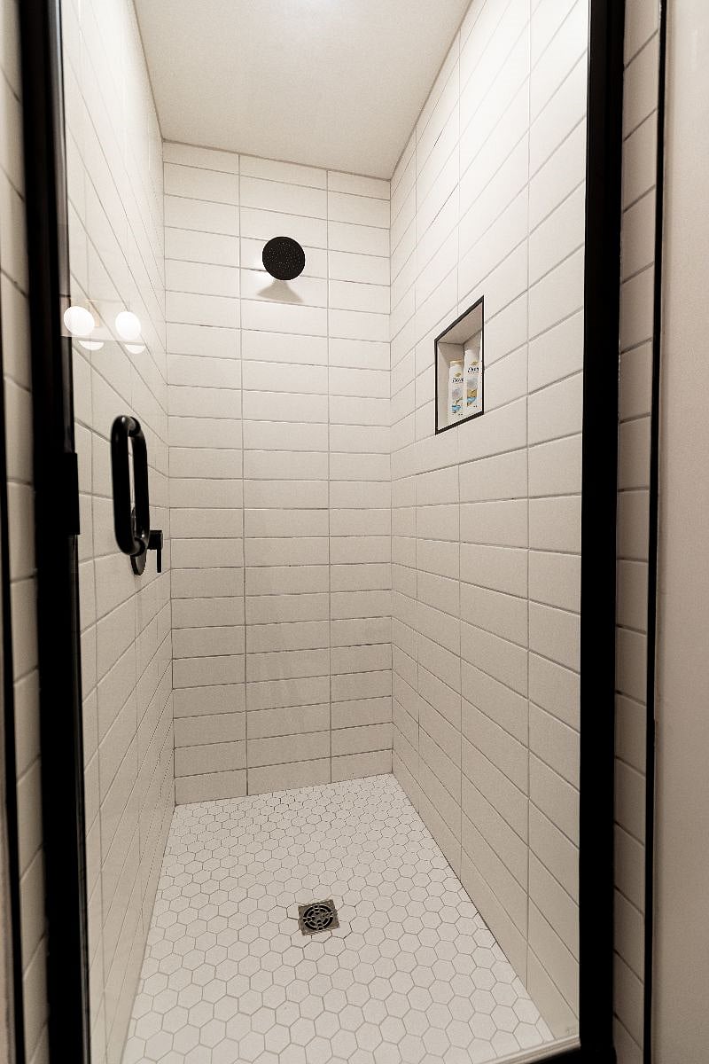 Furnished Finder property 582726_1 photo 8