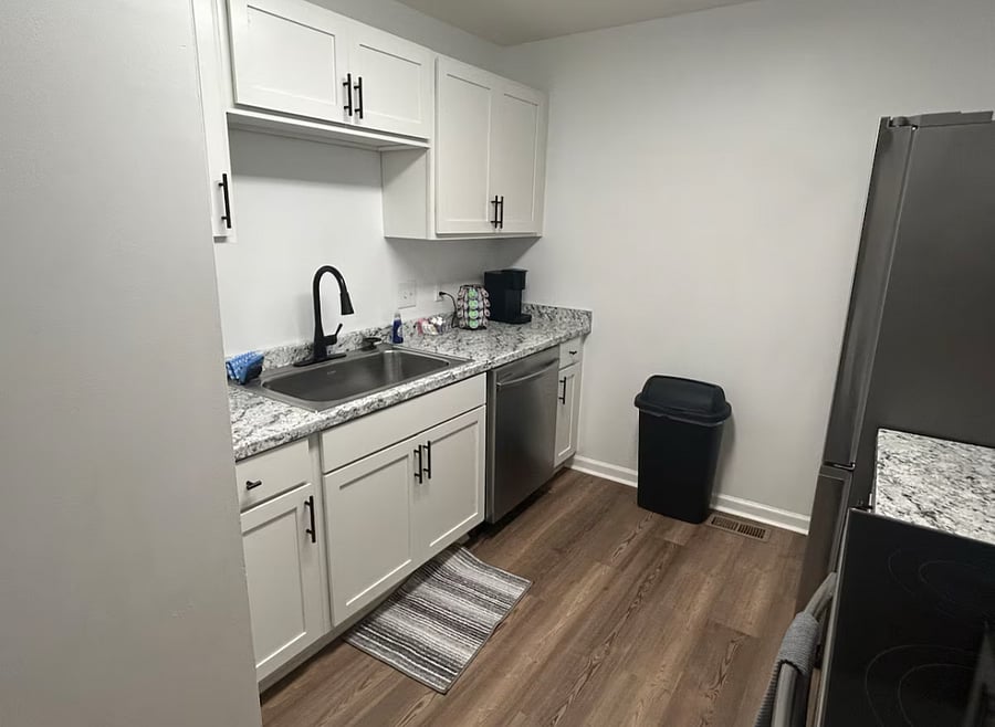 Furnished Finder property 582732_3 photo 4