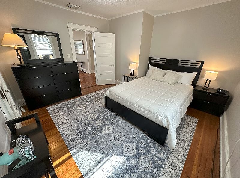 Bedroom 1 - $1,500/mo