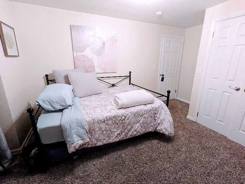 Furnished Finder property 582826_1 photo 3