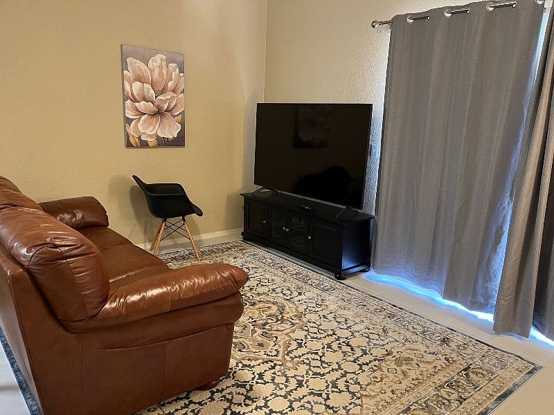 Furnished Finder property 582872_1 photo 6