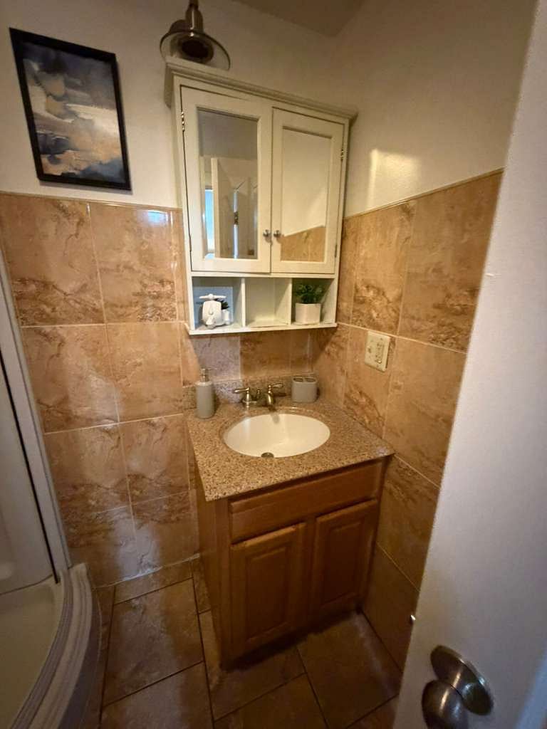 Furnished Finder property 582880_1 photo 19