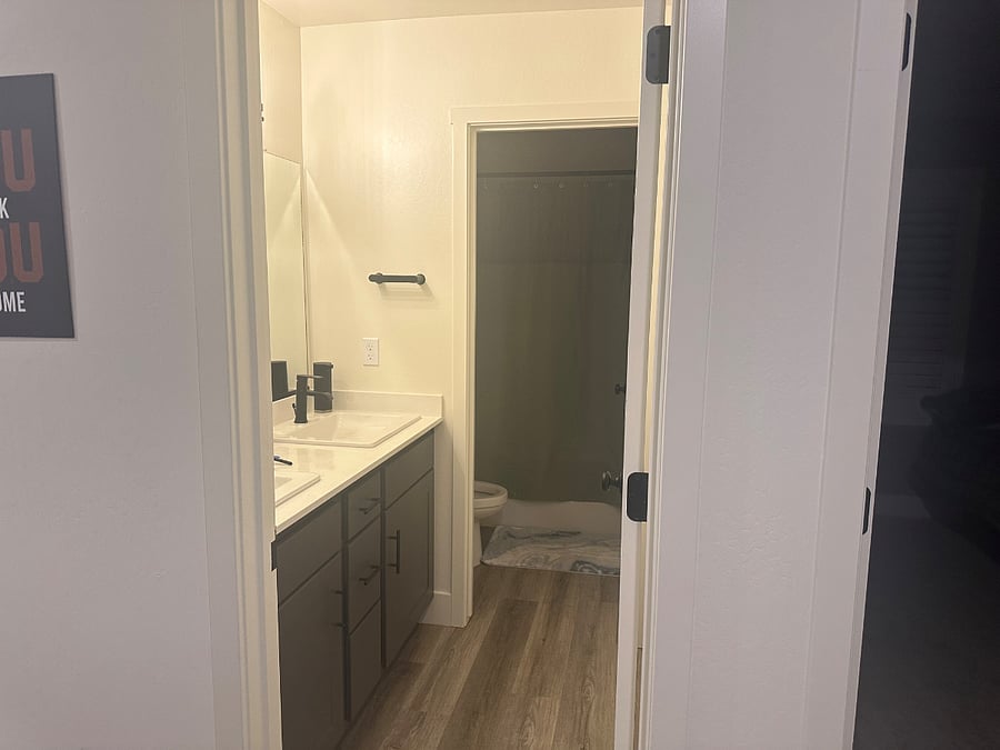 Furnished Finder property 582908_1 photo 1