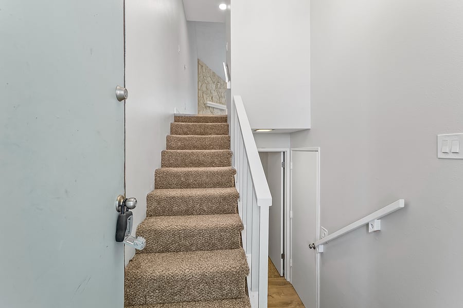 Furnished Finder property 582930_1 photo 14