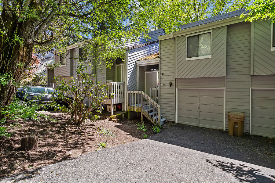 Furnished Finder property 582930_1 photo 26