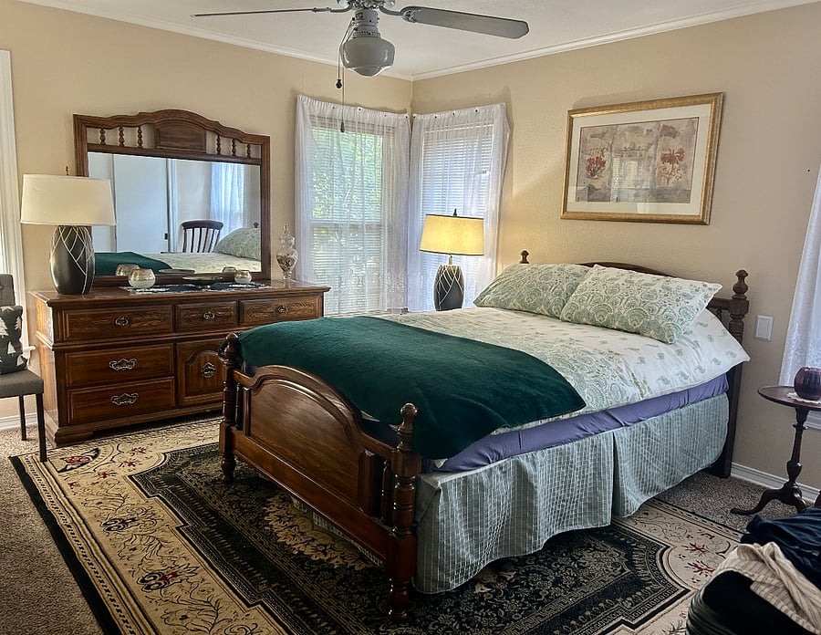 2nd Bedroom with ensuite bathroom
