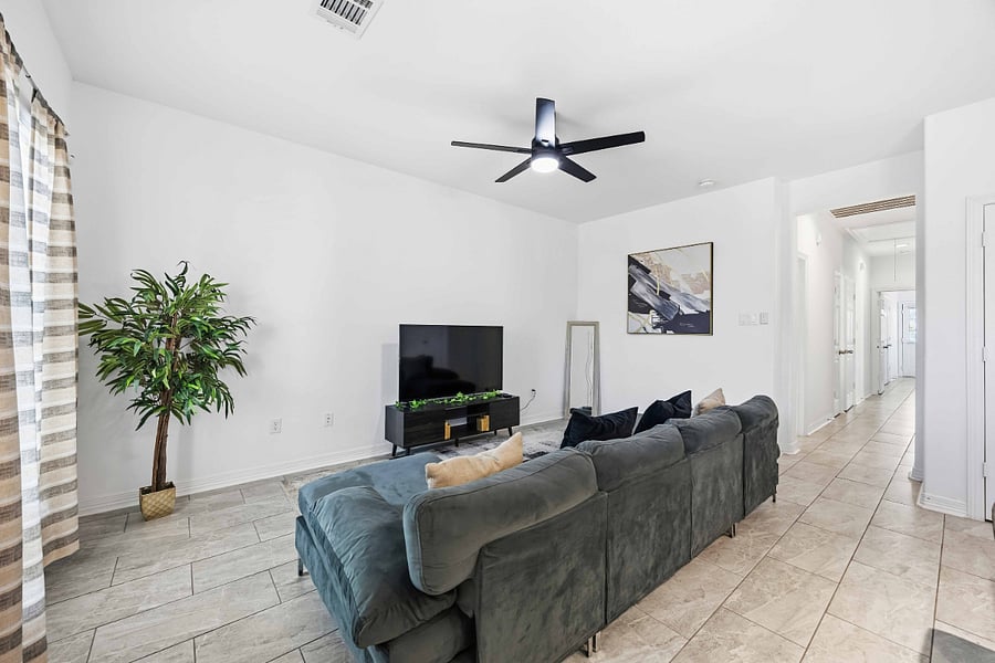 Furnished Finder property 582969_1 photo 6