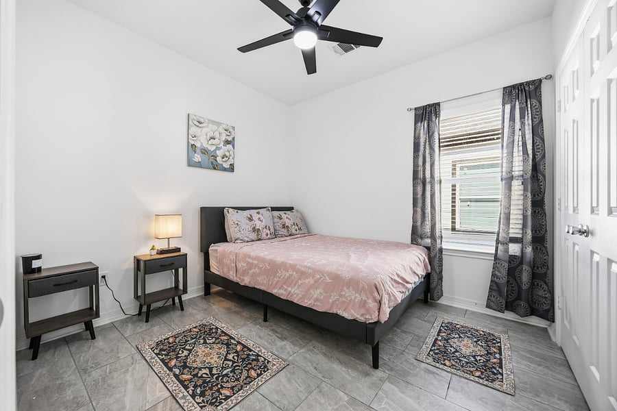 Furnished Finder property 582969_1 photo 13