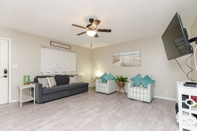 Open Living Room
Two comfy sitting chairs
TV stand + Smart TV
Games & extra linens
Full-size sleeper sofa