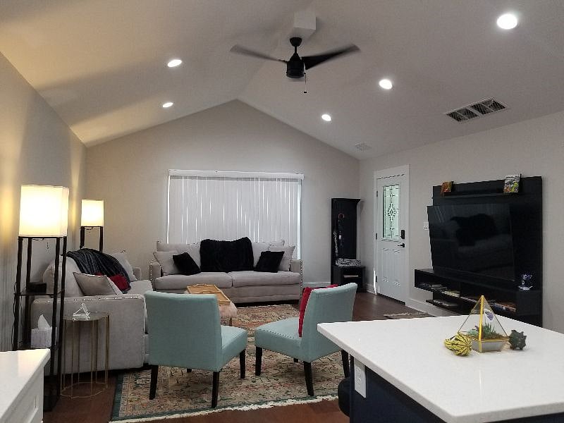 Furnished Finder property 583060_1 photo 21