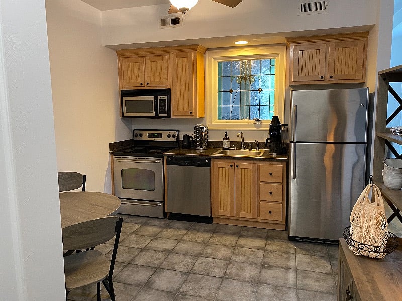 Furnished Finder property 583069_1 photo 3