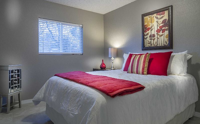 Bedroom with queen bed
