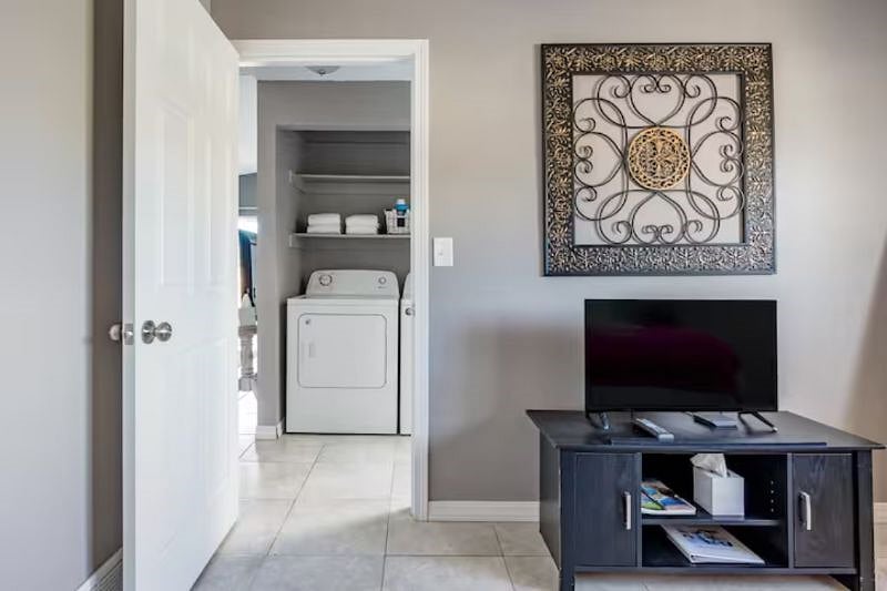 Furnished Finder property 583102_1 photo 14