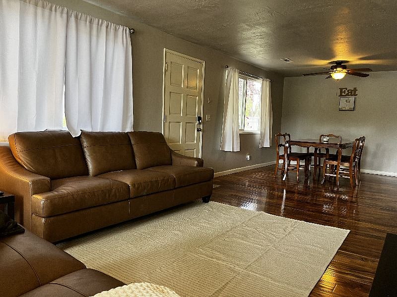 Furnished Finder property 583144_1 photo 3