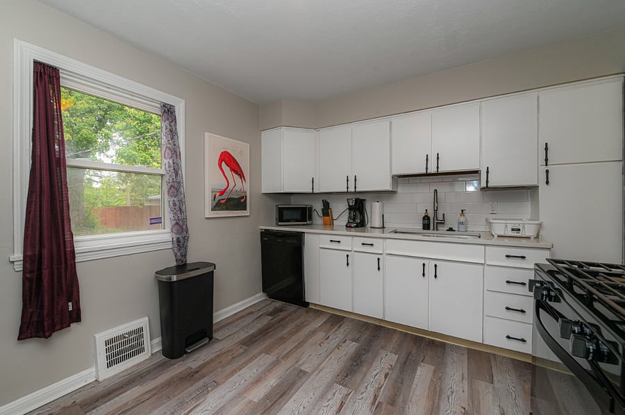 Furnished Finder property 583151_1 photo 12
