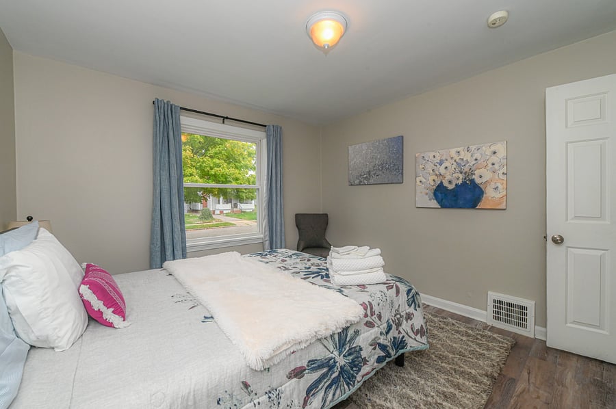 Furnished Finder property 583151_1 photo 22