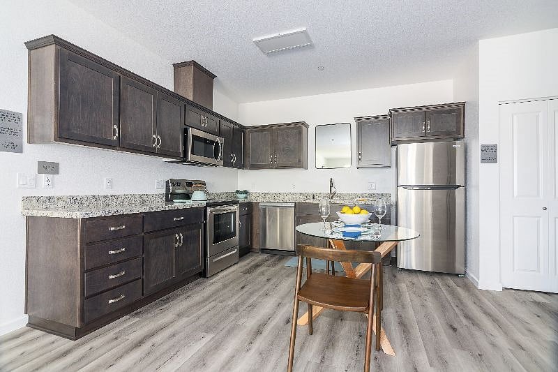Furnished Finder property 583171_1 photo 8