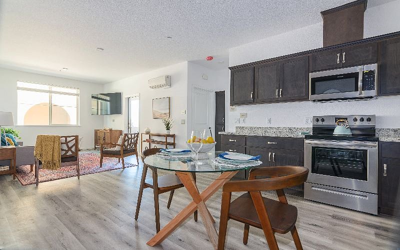 Furnished Finder property 583171_1 photo 11