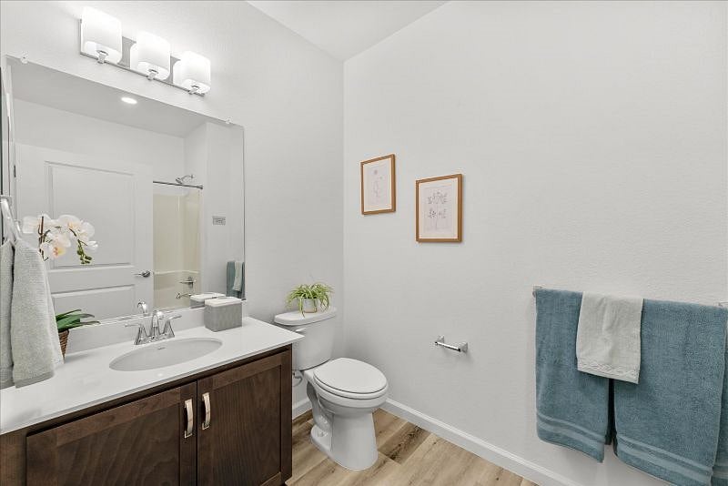 Furnished Finder property 583171_1 photo 17