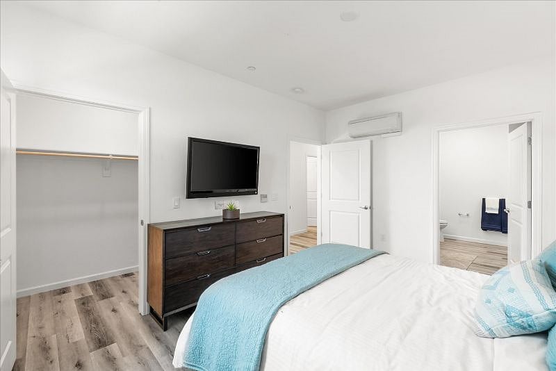 Furnished Finder property 583171_1 photo 24