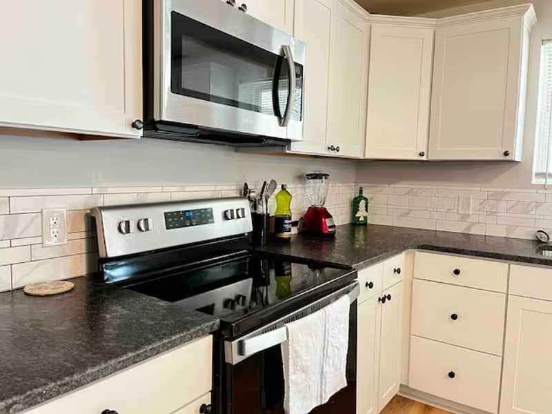 Furnished Finder property 583172_1 photo 16