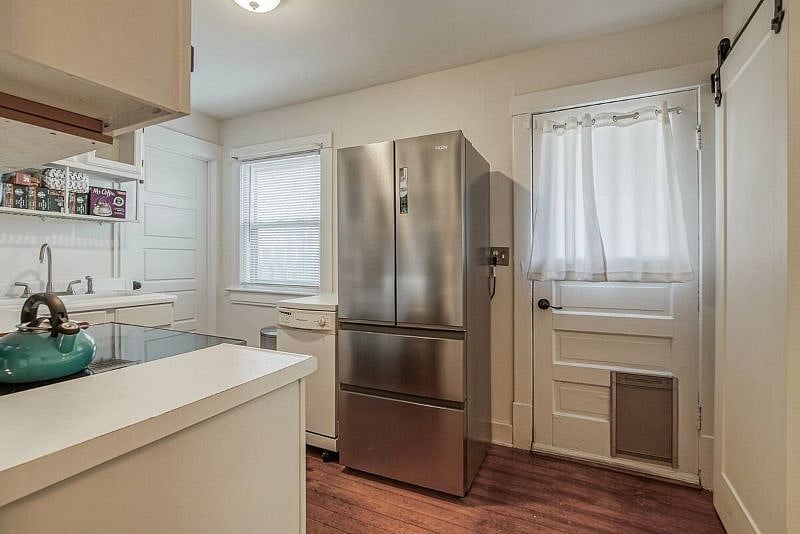 Furnished Finder property 583174_1 photo 9