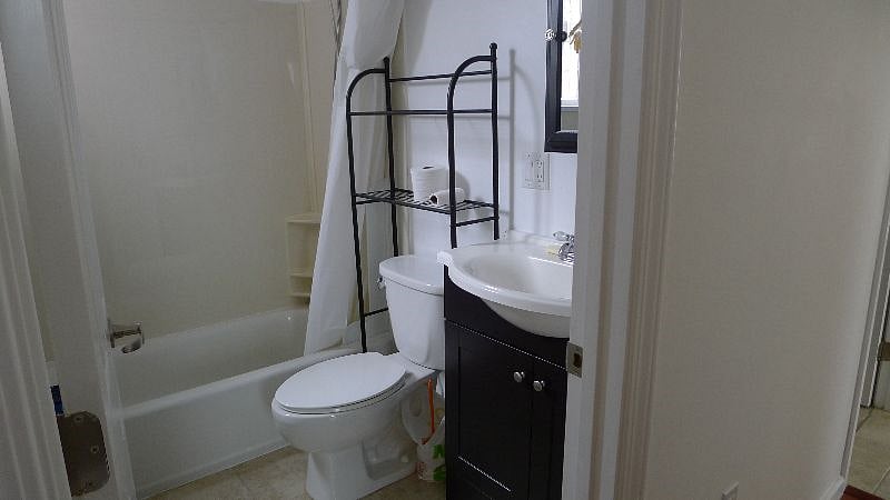 Furnished Finder property 583238_1 photo 12