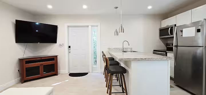 Furnished Finder property 583297_1 photo 12