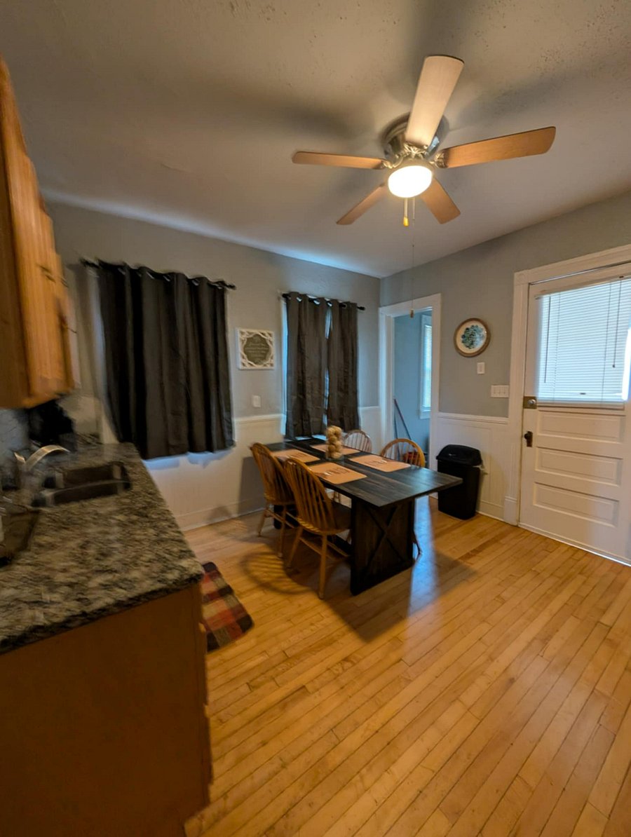 Furnished Finder property 583302_2 photo 9