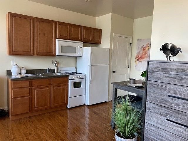 Furnished Finder property 583406_1 photo 8