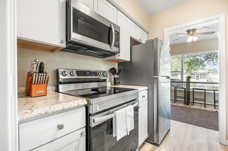 Furnished Finder property 583408_1 photo 9