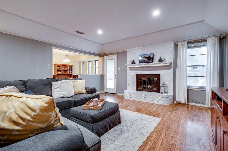 Furnished Finder property 583445_1 photo 3