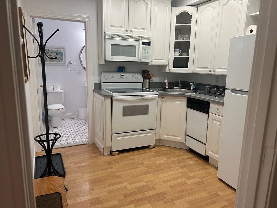Furnished Finder property 583462_1 photo 7