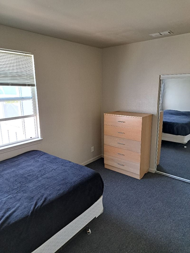 Furnished Finder property 583486_1 photo 4