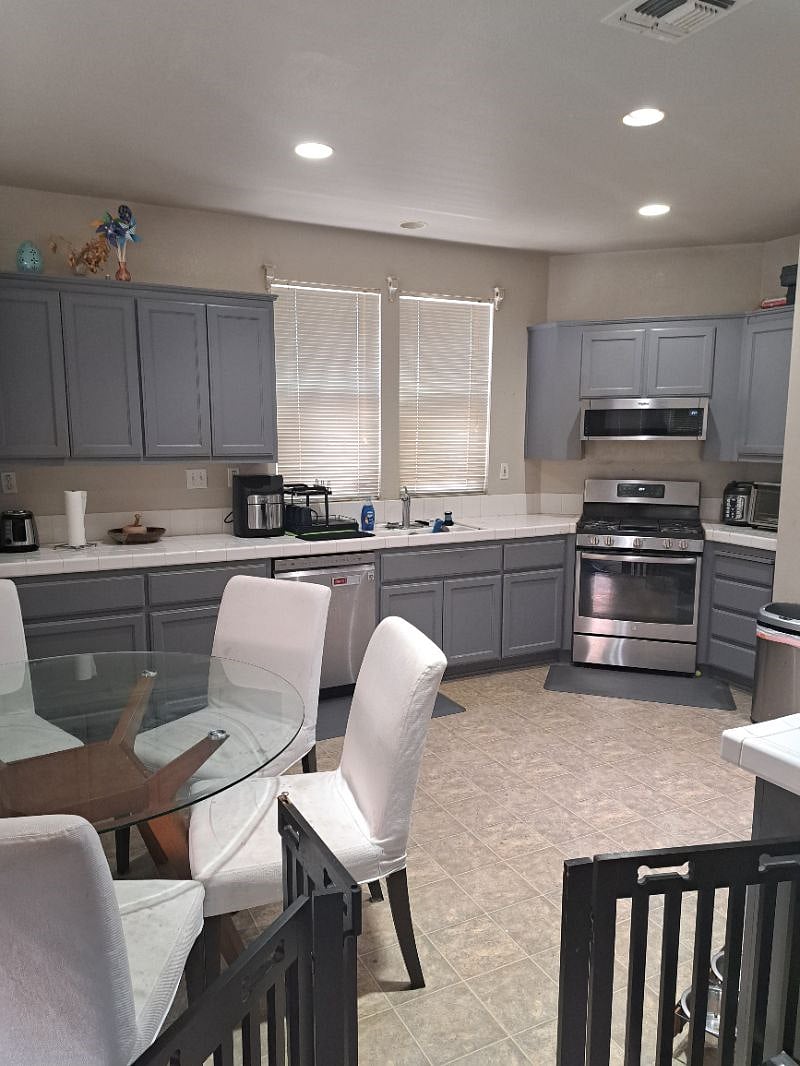 Furnished Finder property 583486_1 photo 6