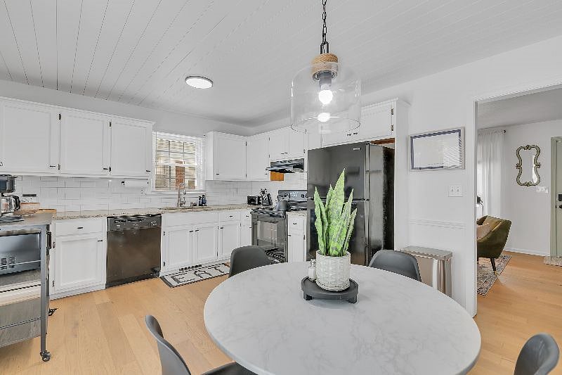 Furnished Finder property 583504_1 photo 4