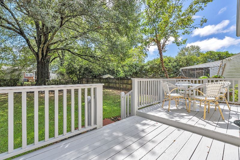 Furnished Finder property 583504_1 photo 14
