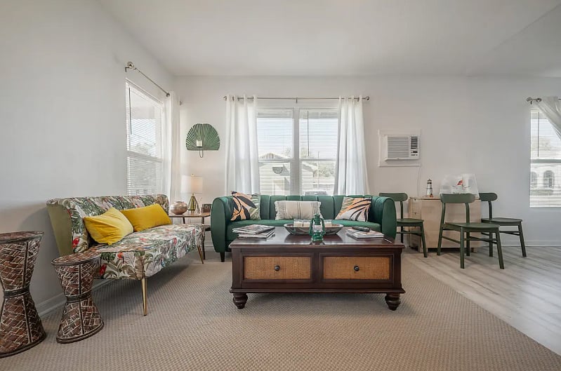 Furnished Finder property 583537_1 photo 3