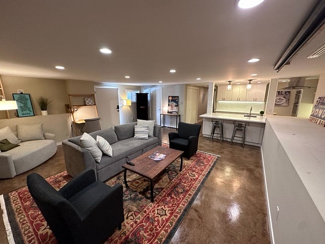 Furnished Finder property 583551_1 photo 6