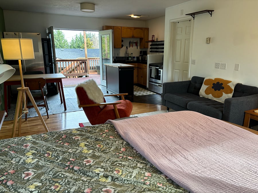 Furnished Finder property 583571_1 photo 3