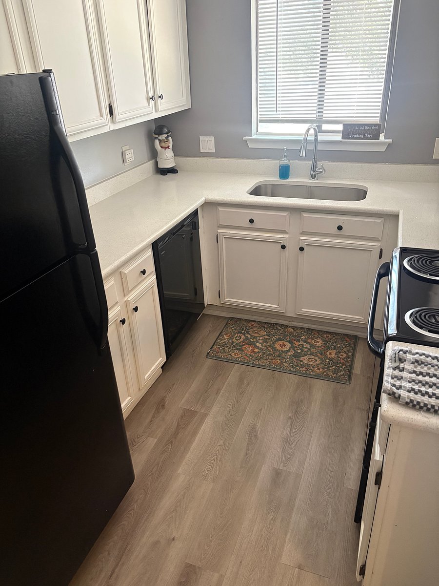 Furnished Finder property 583575_2 photo 3