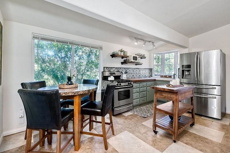 Furnished Finder property 583578_1 photo 13