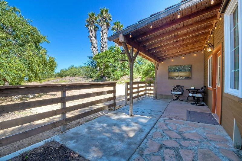 Furnished Finder property 583578_1 photo 5