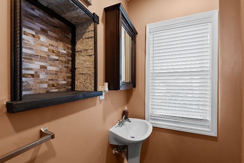 Furnished Finder property 583676_1 photo 12