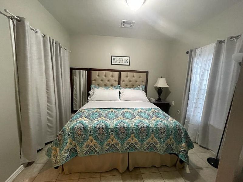 Furnished Finder property 583694_1 photo 14